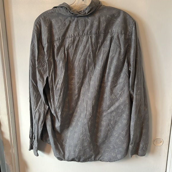 Button down dress shirt grey size large - Picture 7 of 9